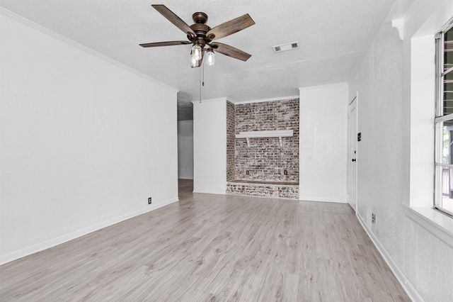 19355 Forest Lane Circle, New Caney, TX 77357