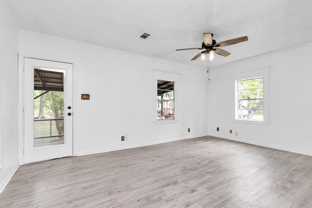 19355 Forest Lane Circle, New Caney, TX 77357