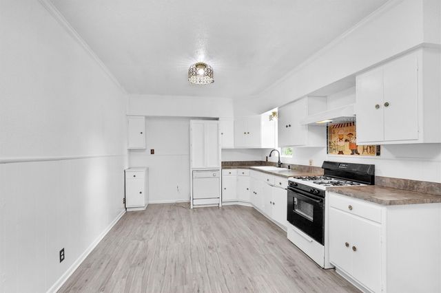 19355 Forest Lane Circle, New Caney, TX 77357