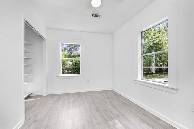 19355 Forest Lane Circle, New Caney, TX 77357