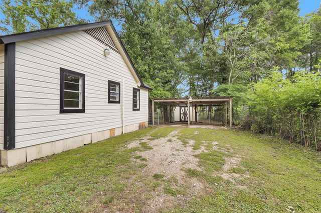 19355 Forest Lane Circle, New Caney, TX 77357