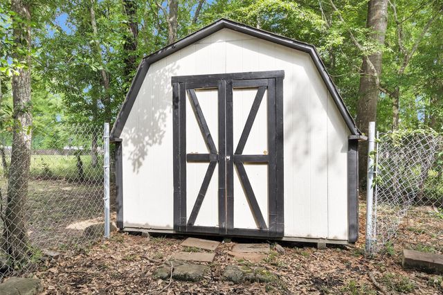 19355 Forest Lane Circle, New Caney, TX 77357