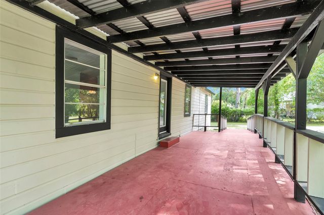 19355 Forest Lane Circle, New Caney, TX 77357