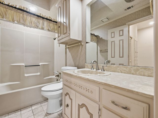 10211 Shadow Way, Dallas, TX 75243