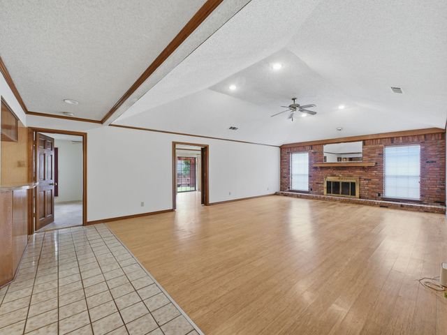 10211 Shadow Way, Dallas, TX 75243