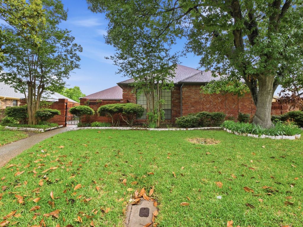 10211 Shadow Way, Dallas, TX 75243