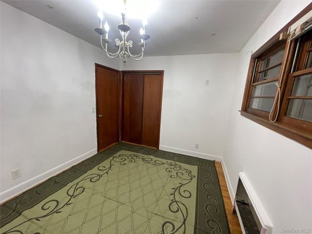 30 Oakcrest Avenue, Middle Island, NY 11953