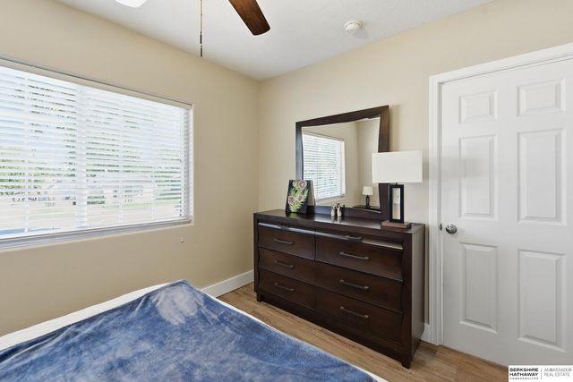 710 S Washington Street, Papillion, NE 68046