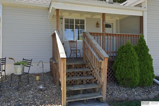 710 S Washington Street, Papillion, NE 68046