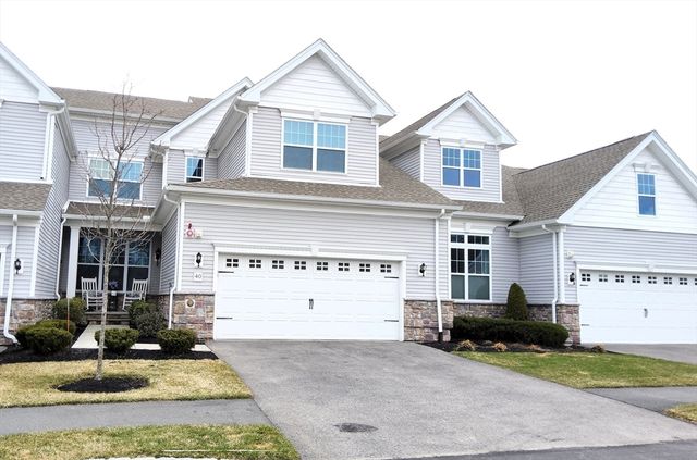 40 Phoebe St 101, Methuen, MA 01844