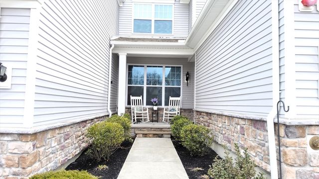 40 Phoebe St 101, Methuen, MA 01844