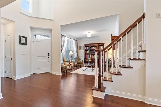 40 Phoebe St 101, Methuen, MA 01844