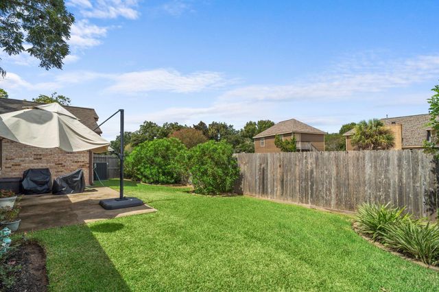 2437 Willow Bend Drive, Richmond, TX 77406