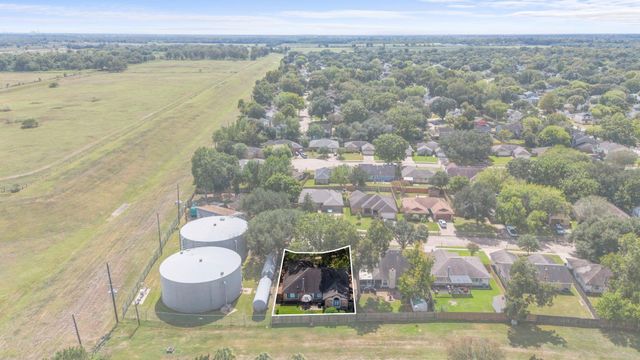 2437 Willow Bend Drive, Richmond, TX 77406
