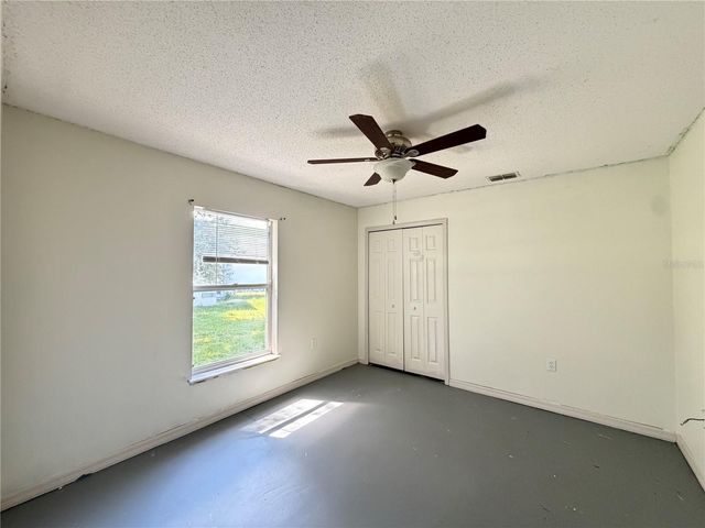 1011 EIFFEL LANE, Kissimmee, FL 34759