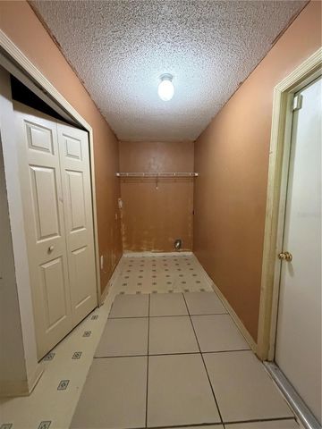 1011 EIFFEL LANE, Kissimmee, FL 34759