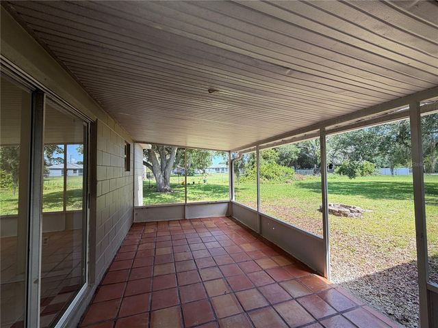 1011 EIFFEL LANE, Kissimmee, FL 34759