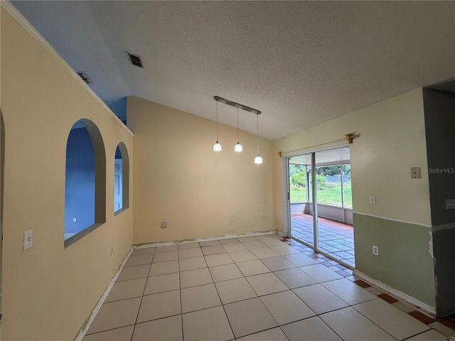 1011 EIFFEL LANE, Kissimmee, FL 34759