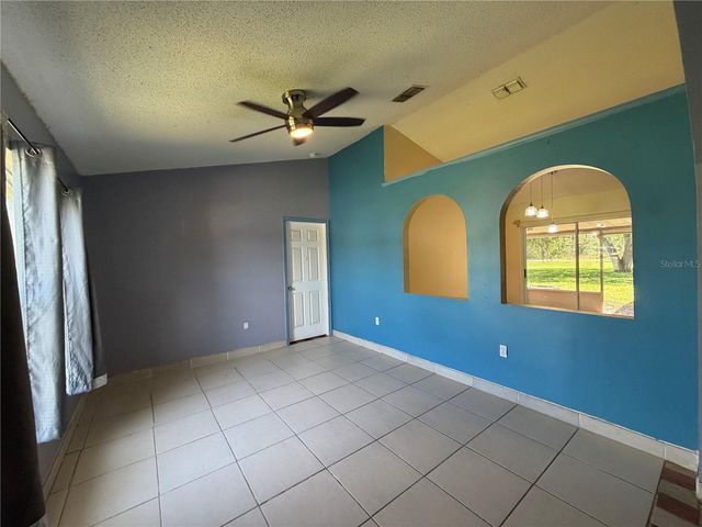 1011 EIFFEL LANE, Kissimmee, FL 34759