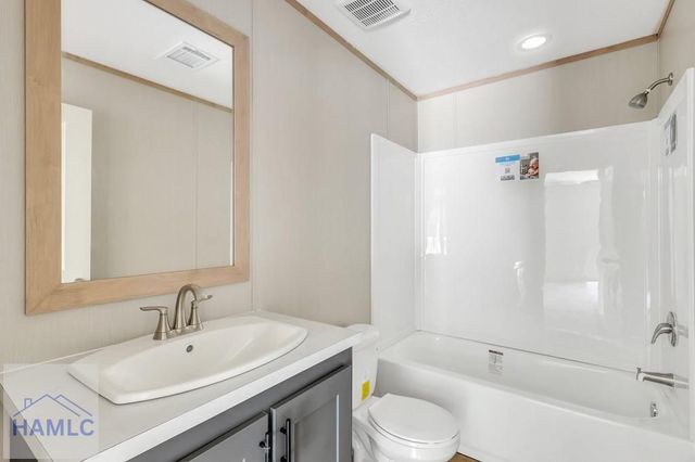 98 St Simons Street, Jesup, GA 31545