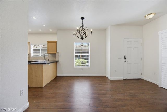 3825 Juno Beach Street 102, Las Vegas, NV 89129