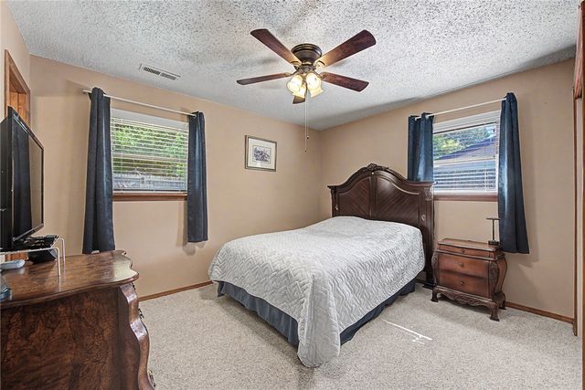2500 N Jill Circle, Springdale, AR 72762