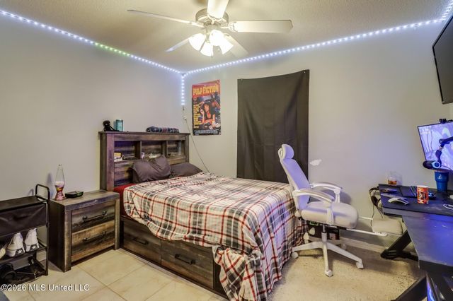 15916 Cottonwood Drive, Biloxi, MS 39532