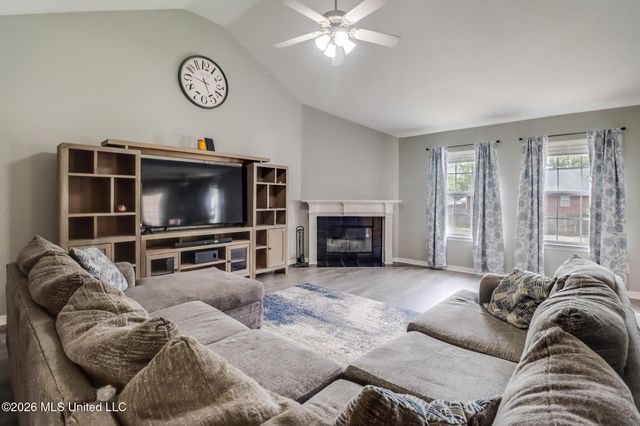 15916 Cottonwood Drive, Biloxi, MS 39532