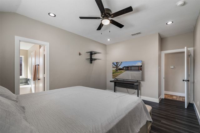 1140 Lake Haven Drive, Little Elm, TX 75068