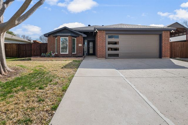 1140 Lake Haven Drive, Little Elm, TX 75068