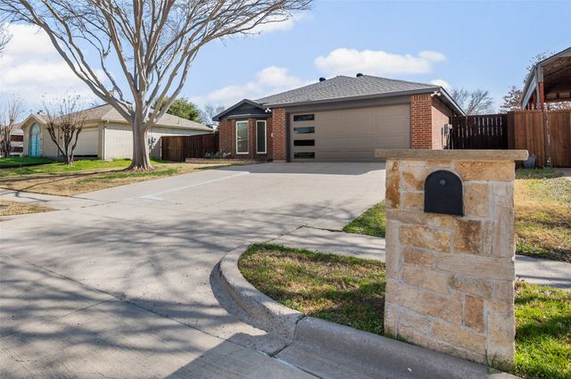 1140 Lake Haven Drive, Little Elm, TX 75068