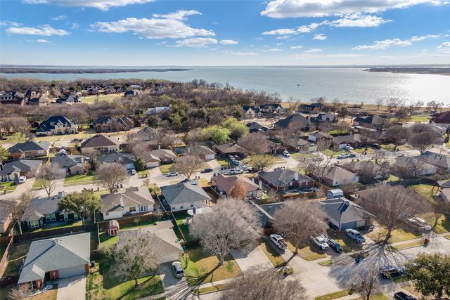 1140 Lake Haven Drive, Little Elm, TX 75068