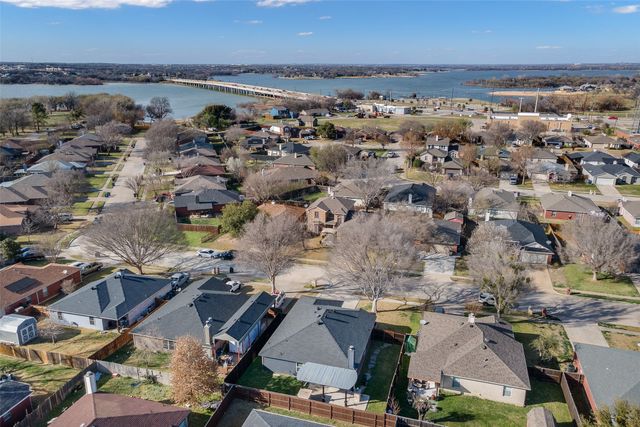 1140 Lake Haven Drive, Little Elm, TX 75068