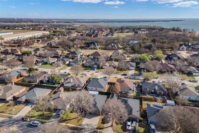 1140 Lake Haven Drive, Little Elm, TX 75068