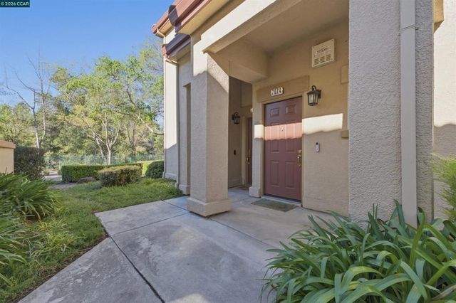 7674 Tuscany Dr, Dublin, CA 94568