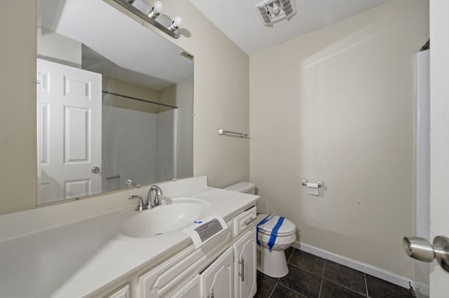 1935 Dinsmore Rd, Clarksville, TN 37040