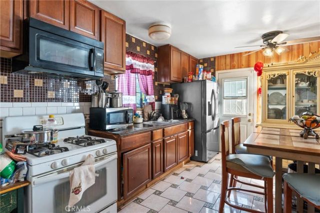 5300 Noble Street, Riverside, CA 92503