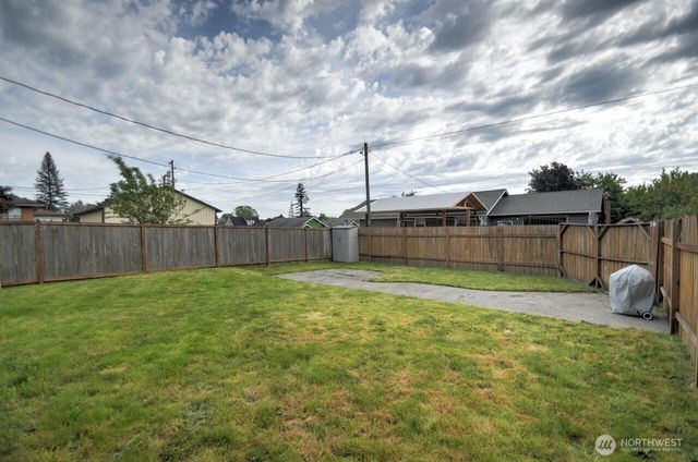 1059 S Market Boulevard, Chehalis, WA 98532