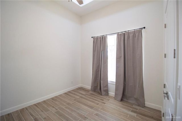 23713 Oak Hill Drive, Edcouch, TX 78538