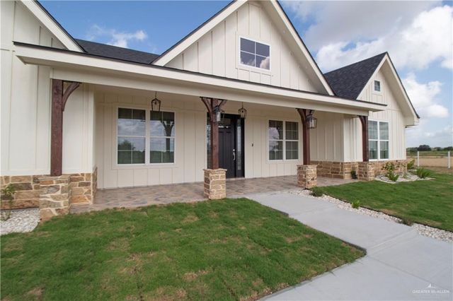 23713 Oak Hill Drive, Edcouch, TX 78538