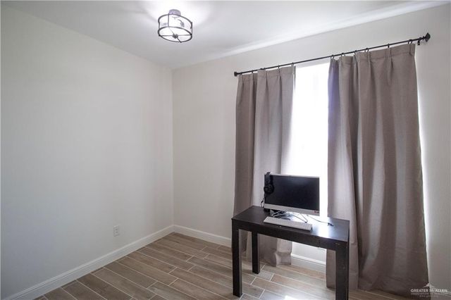 23713 Oak Hill Drive, Edcouch, TX 78538