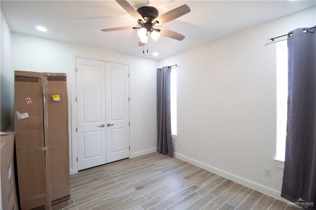 23713 Oak Hill Drive, Edcouch, TX 78538