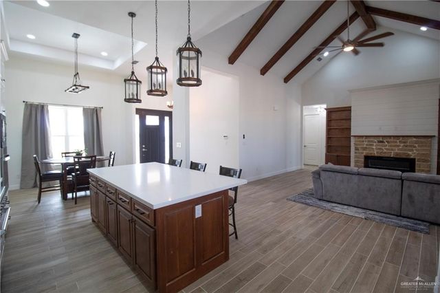 23713 Oak Hill Drive, Edcouch, TX 78538