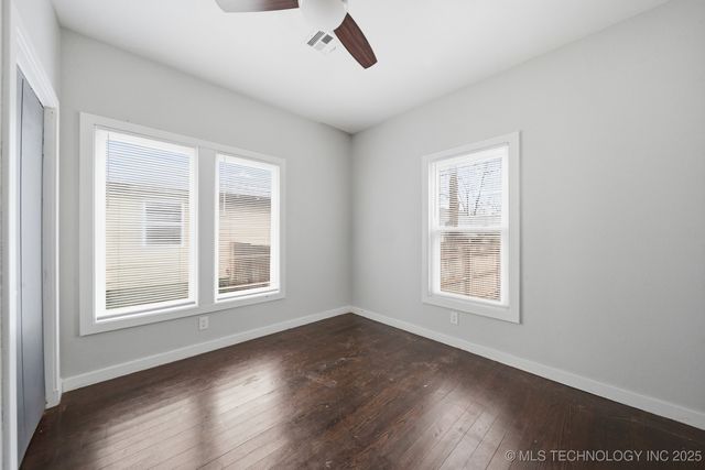 917 S Armstrong Avenue E, Bartlesville, OK 74003