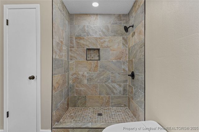 6302 Easthampton Court, Fayetteville, NC 28314