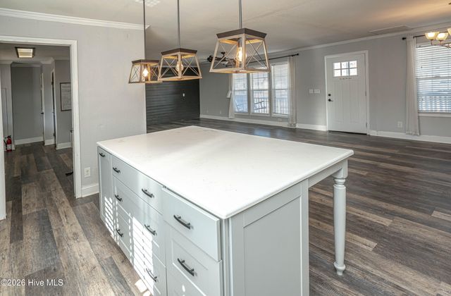 33 Sellers Cove Way NE, Winnabow, NC 28479