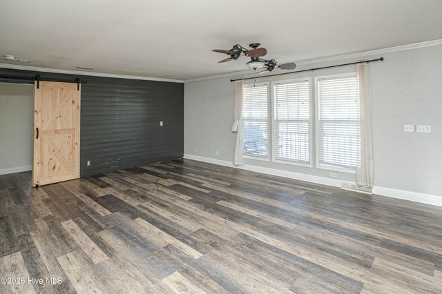 33 Sellers Cove Way NE, Winnabow, NC 28479