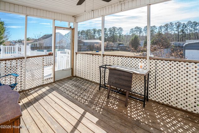 33 Sellers Cove Way NE, Winnabow, NC 28479