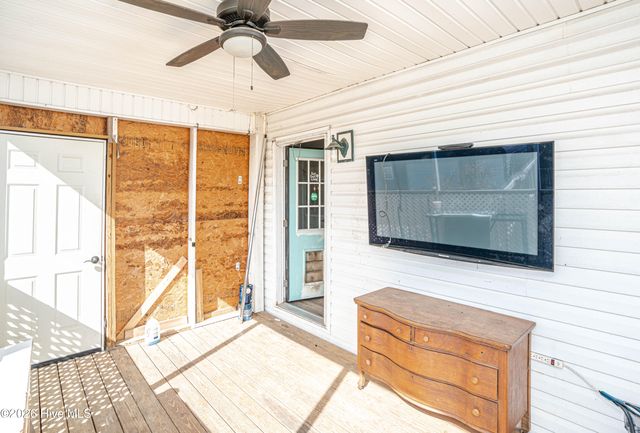 33 Sellers Cove Way NE, Winnabow, NC 28479