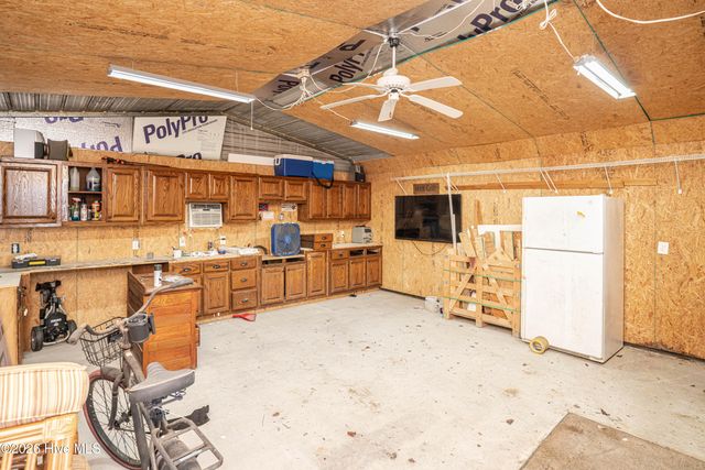 33 Sellers Cove Way NE, Winnabow, NC 28479